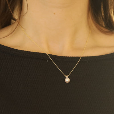 Akoya Pearl and Diamond Pendant Necklace Yellow Gold