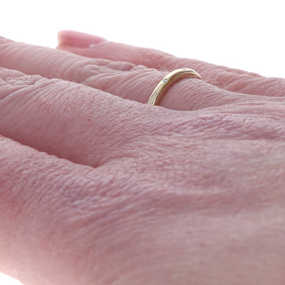 Diamond Band Yellow Gold