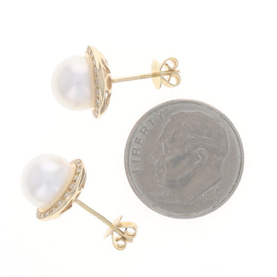 .10ctw Freshwater Pearl and Diamond Earrings Yellow Gold