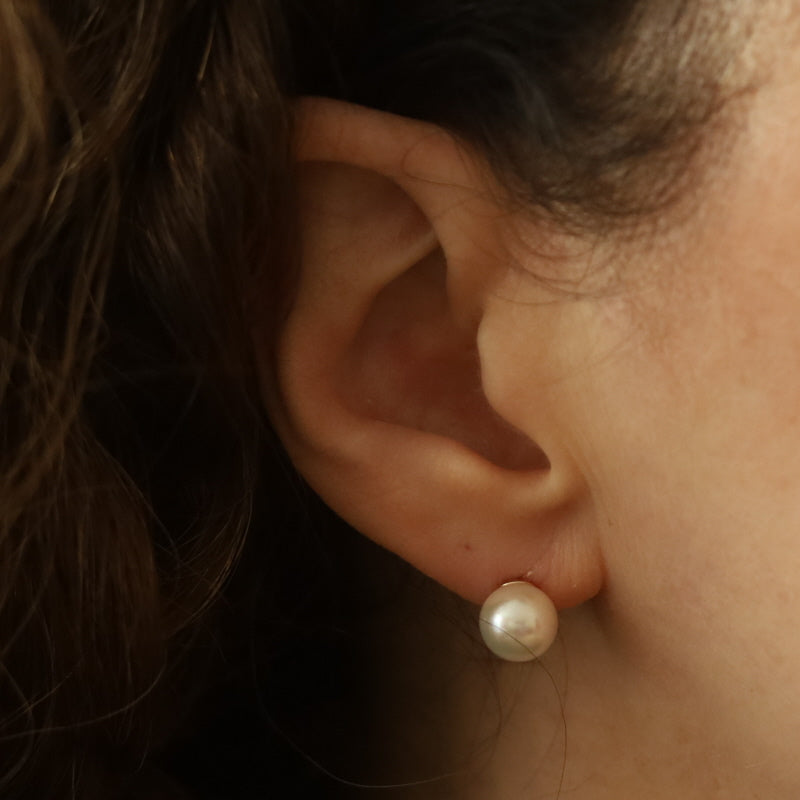 Cultured Akoya Pearl Earrings Yellow Gold