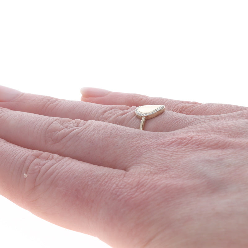 Diamond Ring Yellow Gold