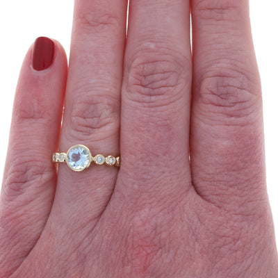 .82ctw Aquamarine and Diamond Ring Yellow Gold