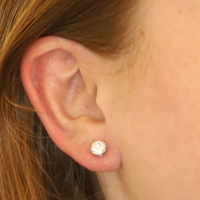 Harry Winston 2.03ctw Diamond Earrings Platinum