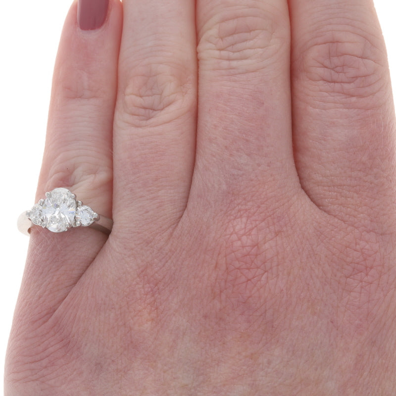 1.75ctw Diamond and Diamond Ring