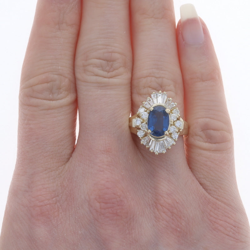 3.43ctw Sapphire and Diamond Ring Yellow Gold