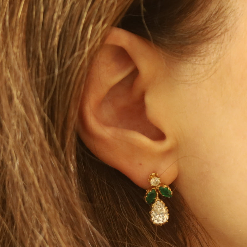 2.93ctw Diamond Earrings Yellow Gold