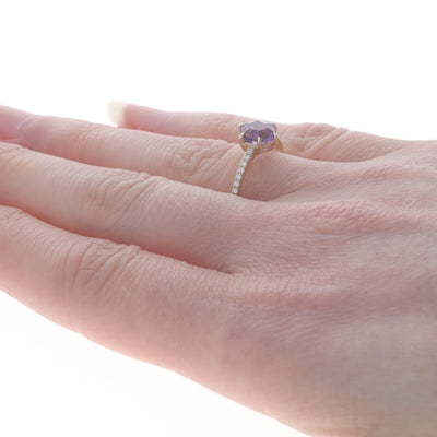 1.33ctw Amethyst and Diamond Ring Yellow Gold