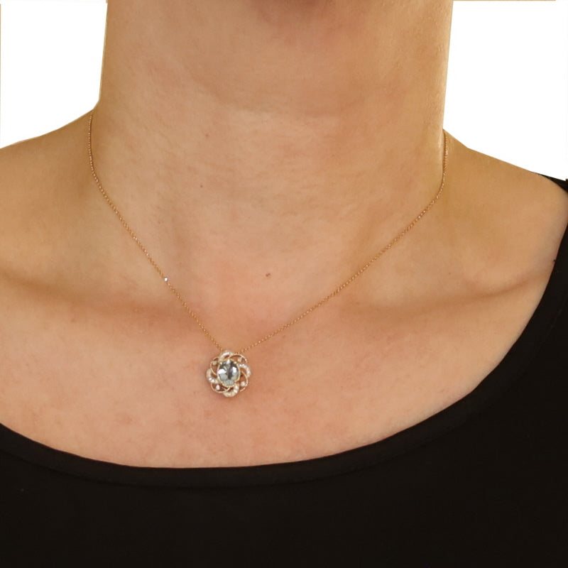 1.25ctw Aquamarine and Diamond Pendant Necklace Yellow Gold