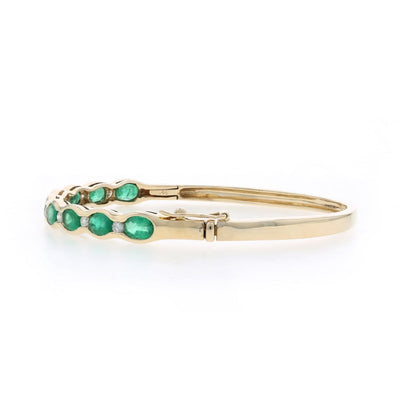 Emerald and Diamond Women's Bracelet Yellow Gold