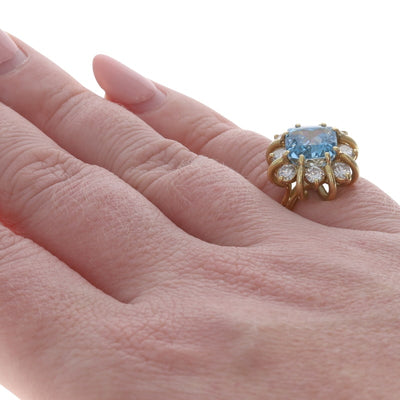 Aquamarine and Diamond Women's Ring Yellow Gold