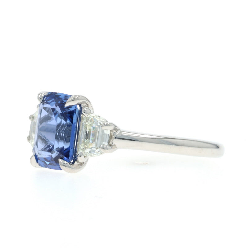 3.34ctw Sapphire Ring