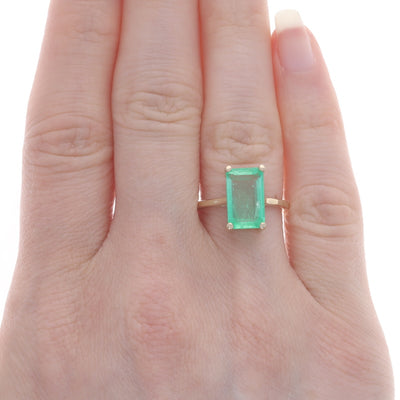 2.91ct Emerald Ring Yellow Gold