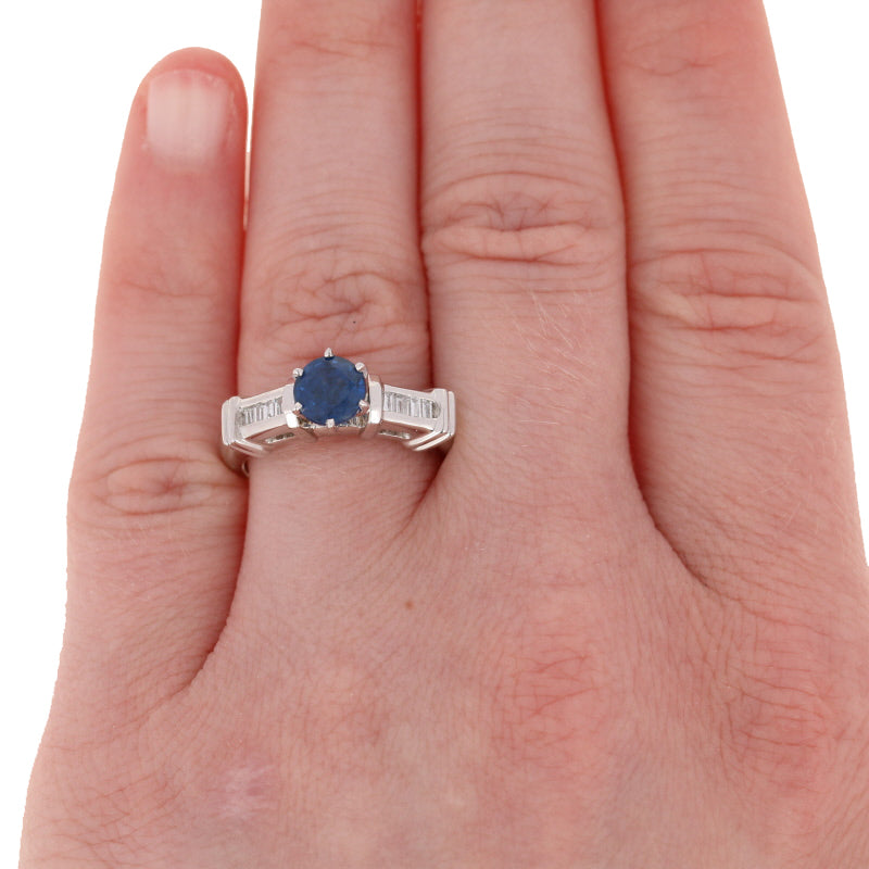 1.57ctw Sapphire and Diamond Ring Gold