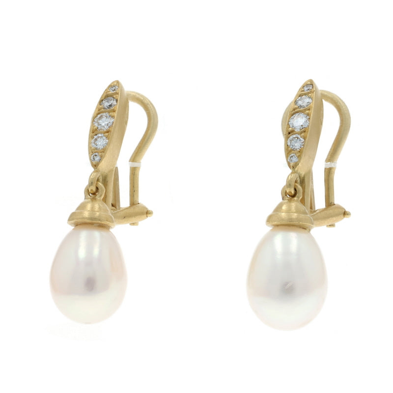 Elizabeth Rand .28ctw Freshwater Pearl and Diamond Earrings Yellow Gold