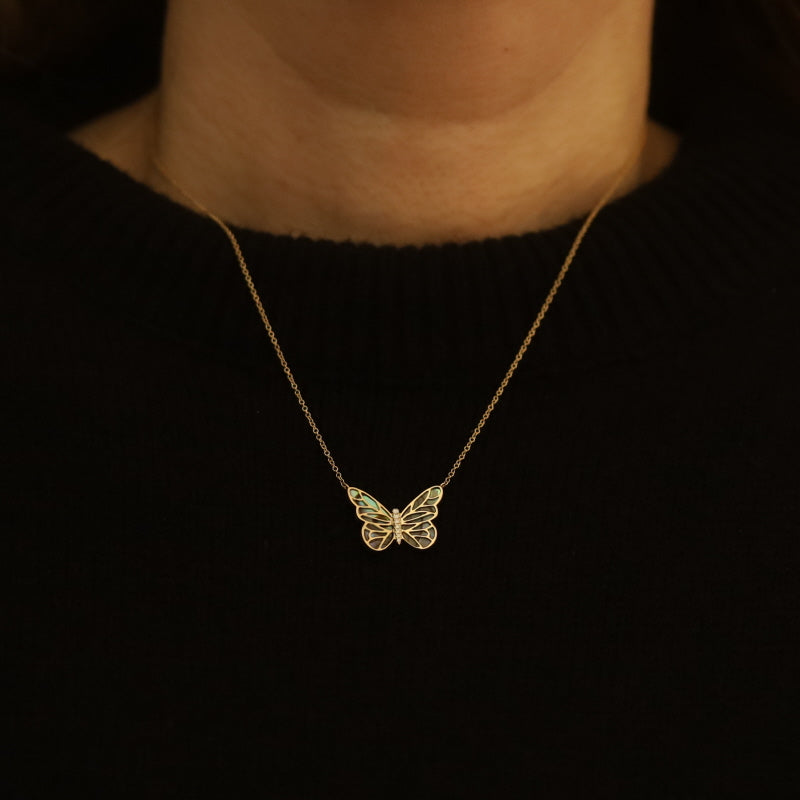 Abalone and Diamond Pendant Necklace Yellow Gold