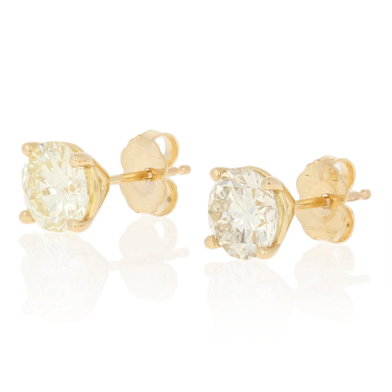 2.26ctw Diamond Earrings Yellow Gold