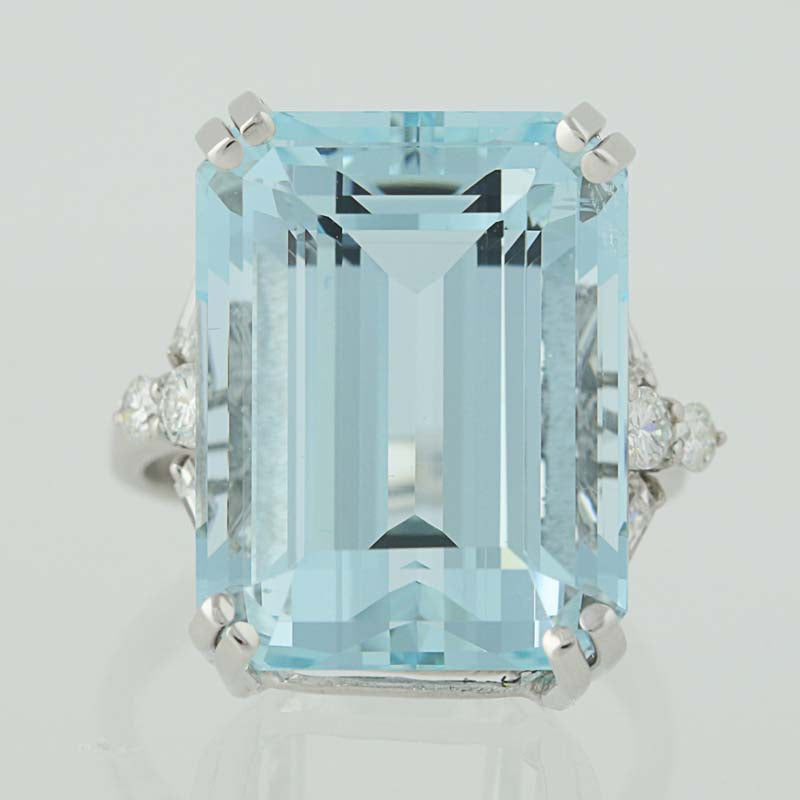 19.94ct Aquamarine & Diamond Cocktail Ring
