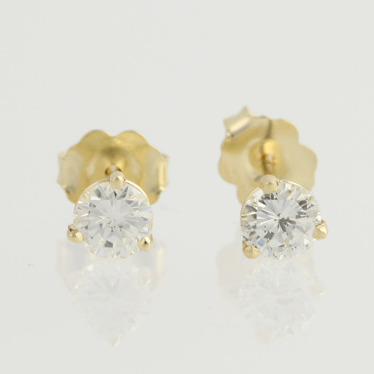 Diamond Stud Earrings 0.68ctw