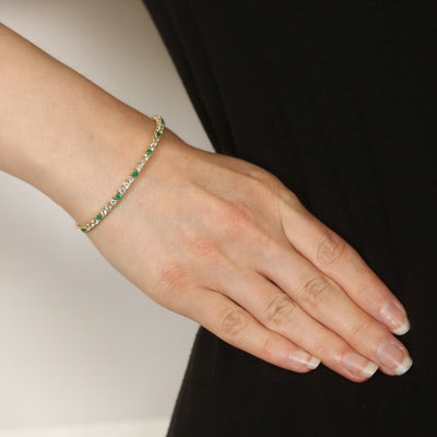 2.65ctw Emerald & Diamond Bracelet Yellow Gold