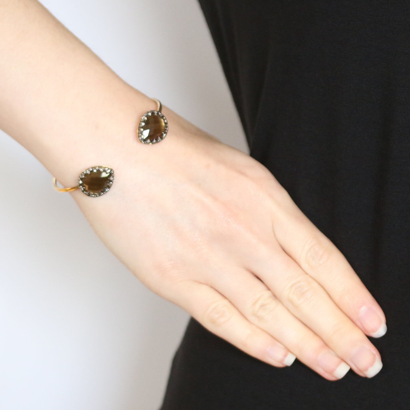 10.00ctw Smoky Quartz Mother of Pearl & Diamond Bracelet Yellow Gold