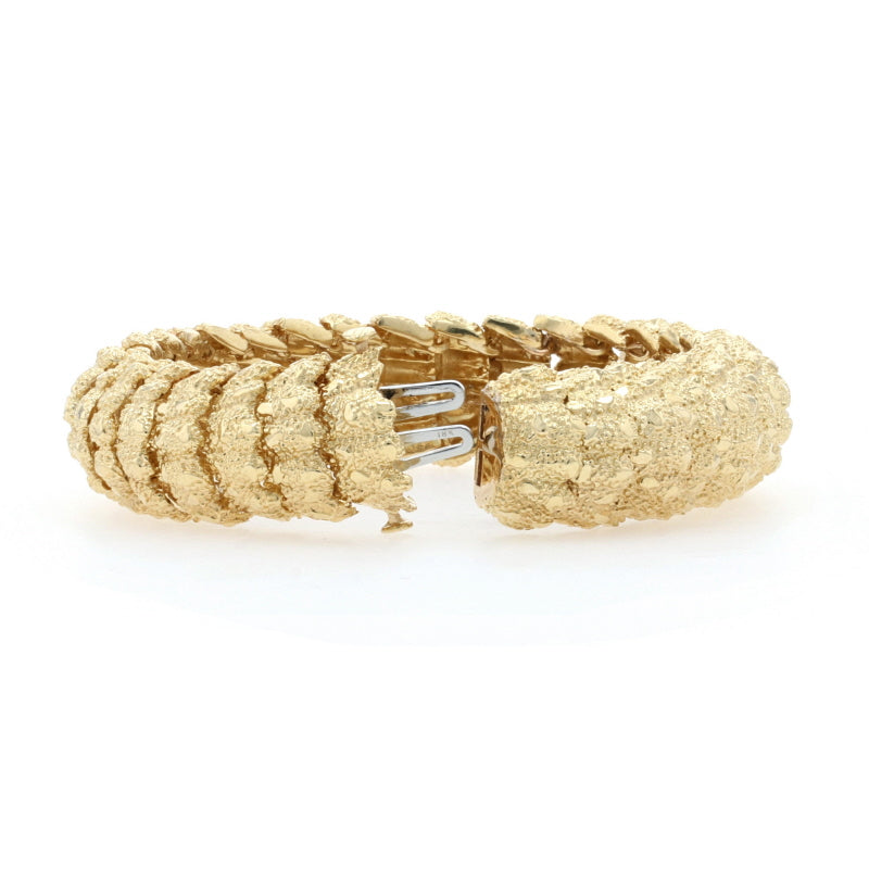 Curved Link Bracelet Yellow Gold