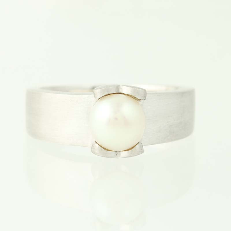 New Bastian Inverun Freshwater Pearl Ring - Sterling Silver Heart Size 7 3/4
