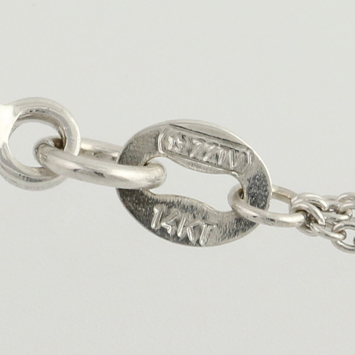 Quartz & Diamond Pendant Necklace 16"