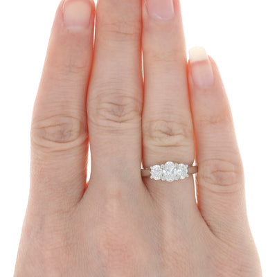 1.00ctw Diamond Engagement Ring Platinum